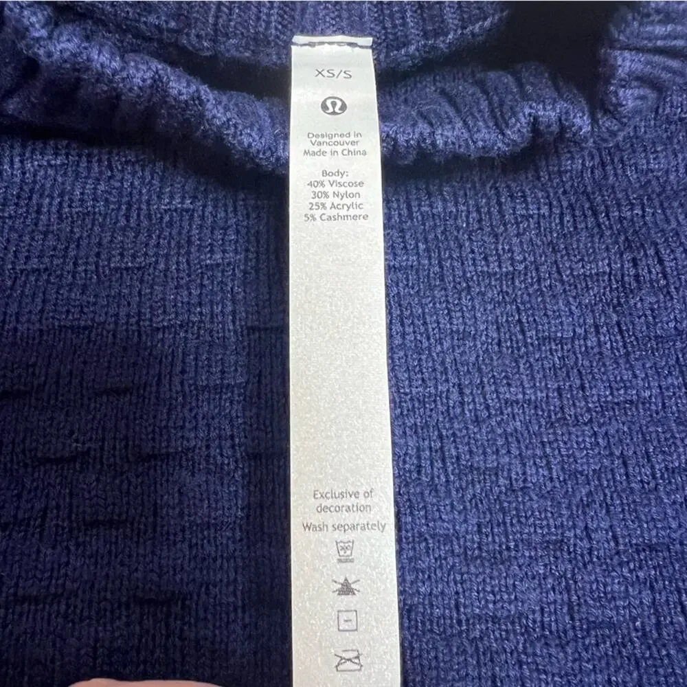 Lululemon Texture Play Crew Sweater Sz XS S night sea blue